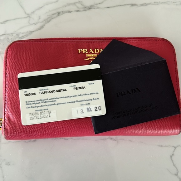 PRADA PINK Zippy Wallet with Card - Picture 2 of 13